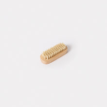Load image into Gallery viewer, Soft Nail Brush

