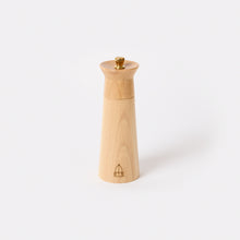 Load image into Gallery viewer, Tre Spade Pepper Mill
